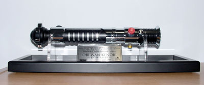 obiwansaber05.jpg (18315 bytes)