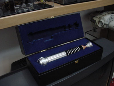 lukesaber03.jpg (28609 bytes)