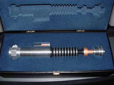 lukesaber04.jpg (37930 bytes)